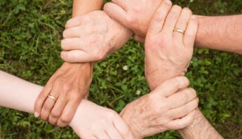 Devenir adhérent​ à SOS Accueil Mamans Enfants